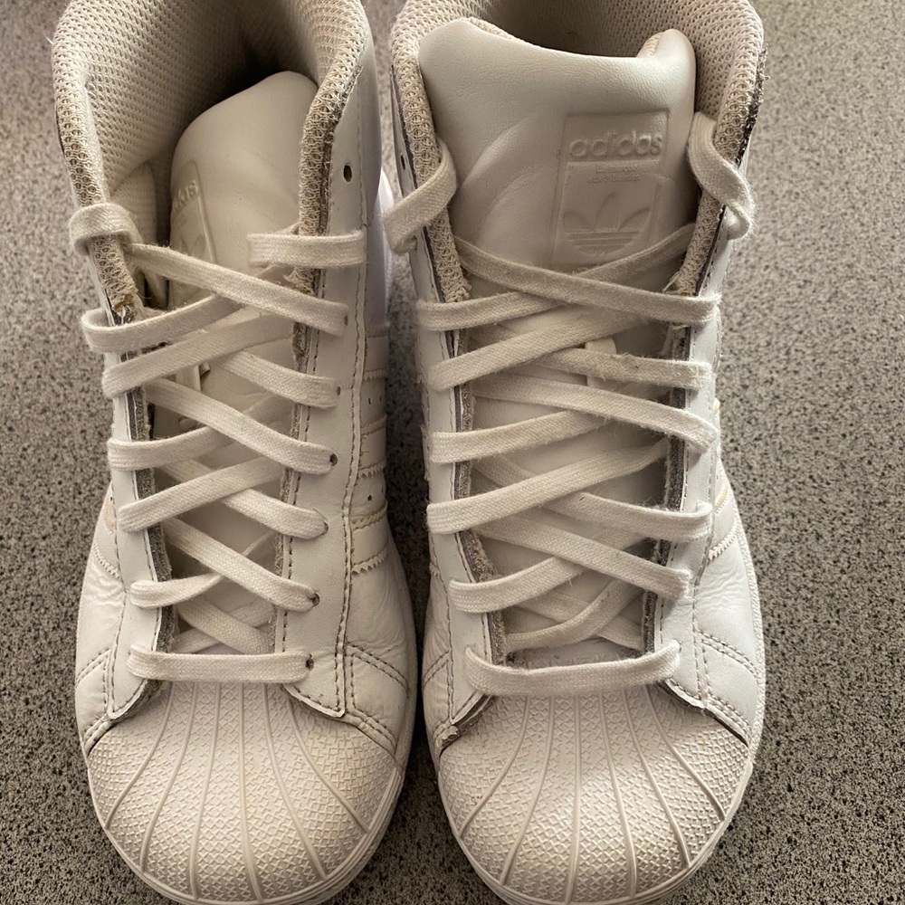 Kids Adidas Pro Model Sz 2